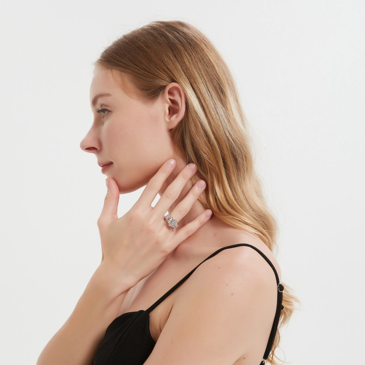 Anello Eternity Luce Divina