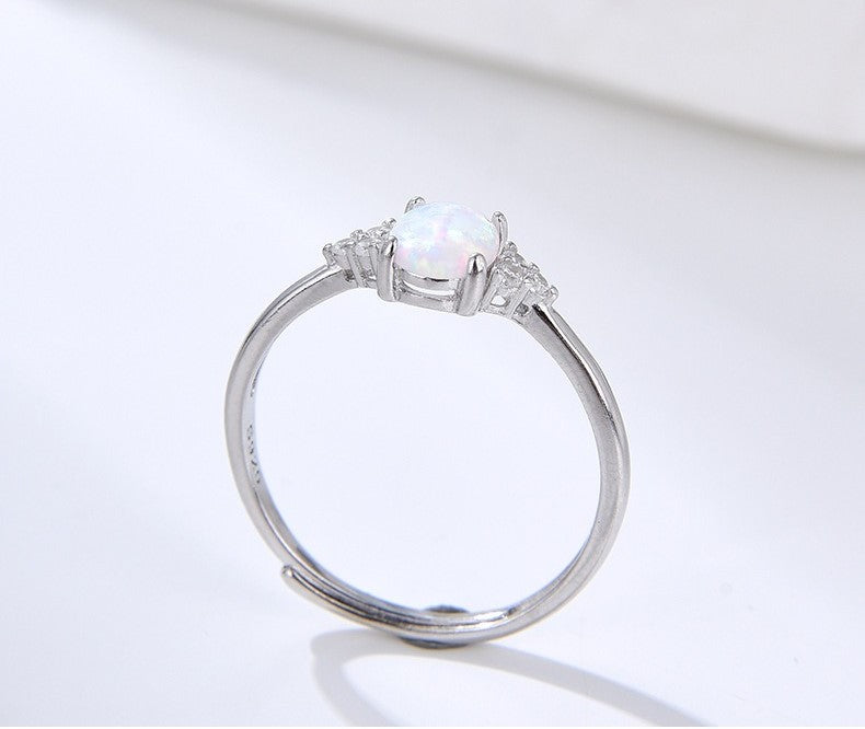 Anello Clemora™ –  Con pietra Opale e Argento 925 - Regolabile